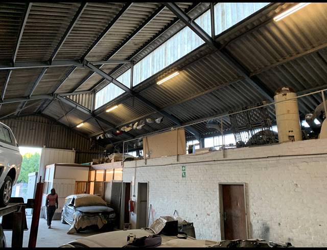 370M² FACTORY TO LET IN PAROW EAST